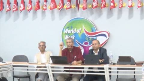 Dr. Khatiwada on Analysing class in Nepal